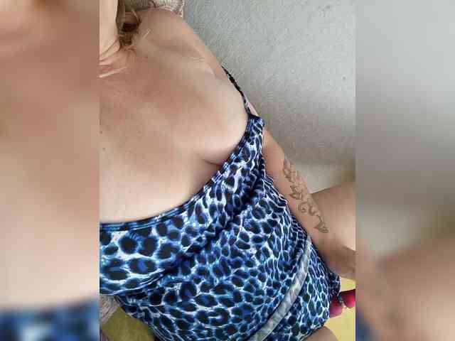 LunaKate webcam