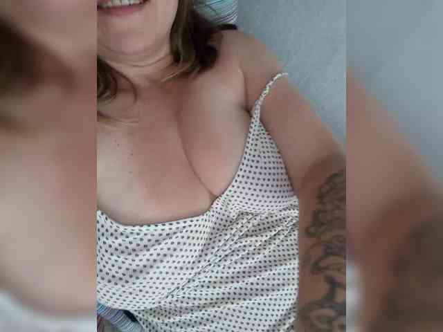 LunaKate Live Webcam on BongaCams