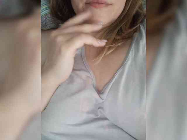 LunaKate webcam