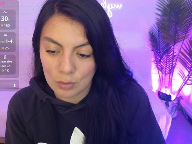  Coraline-tay chat room