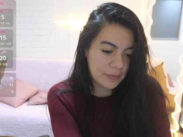Coraline-tay webcam