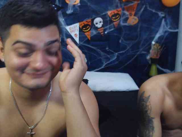 Group-Lustt webcam