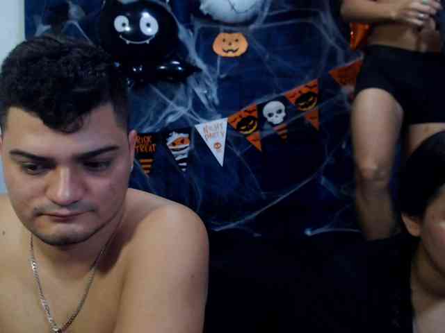 Group-Lustt webcam
