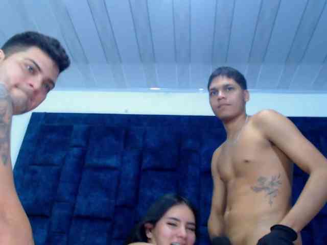 Group-Lustt webcam