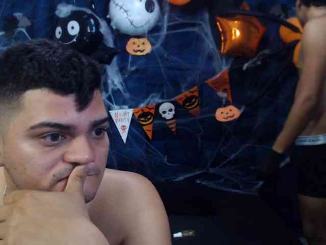 Group-Lustt webcam