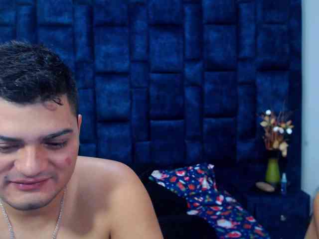Group-Lustt webcam