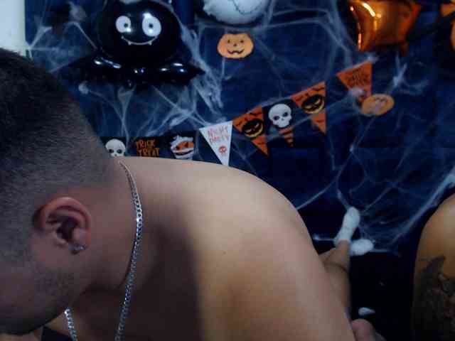 Group-Lustt webcam