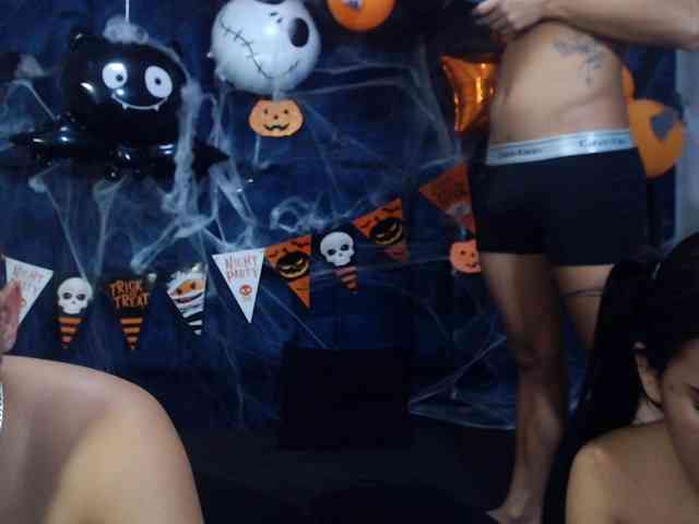 Group-Lustt webcam