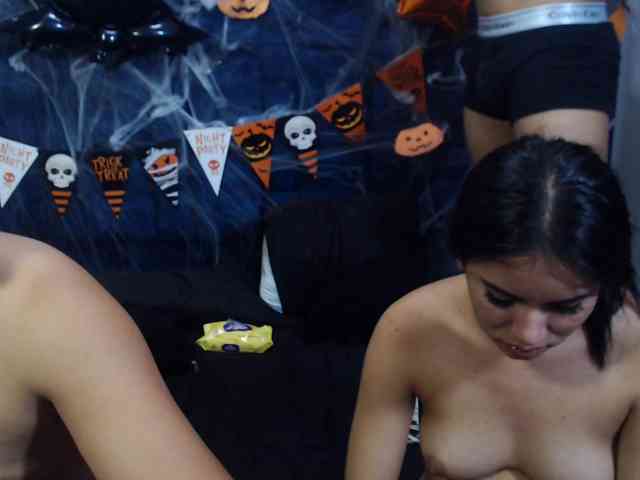 Group-Lustt webcam