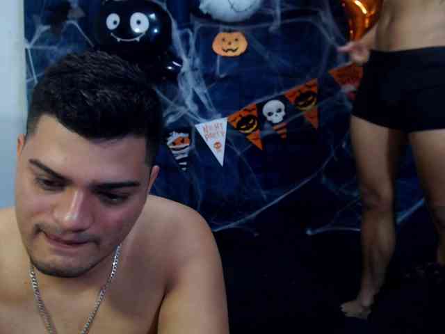 Group-Lustt webcam