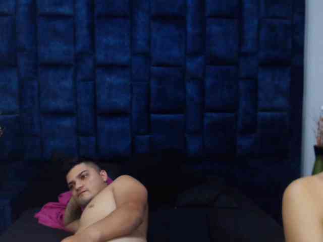 Group-Lustt webcam