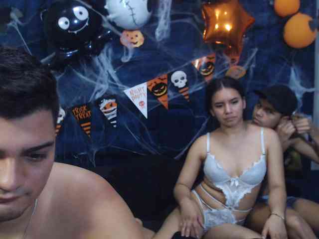 Group-Lustt webcam