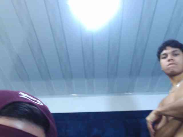Group-Lustt webcam