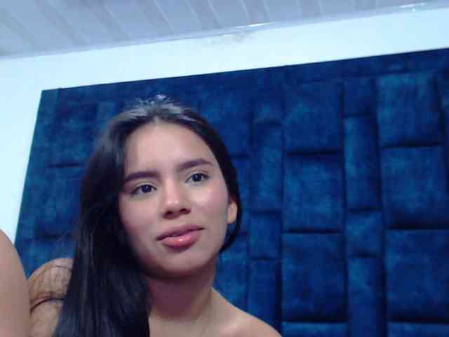 Group-Lustt webcam