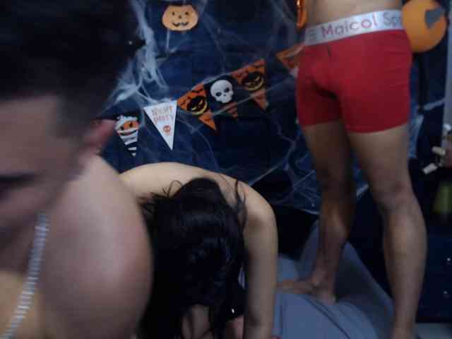 Group-Lustt webcam