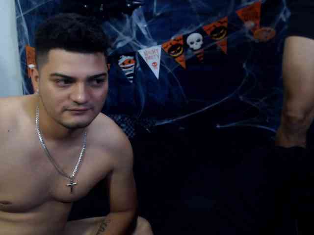 Group-Lustt webcam
