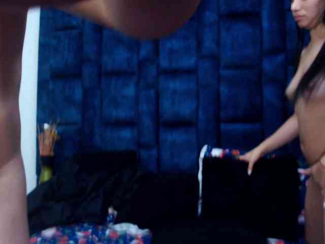 Group-Lustt webcam