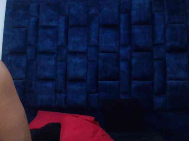 Group-Lustt webcam