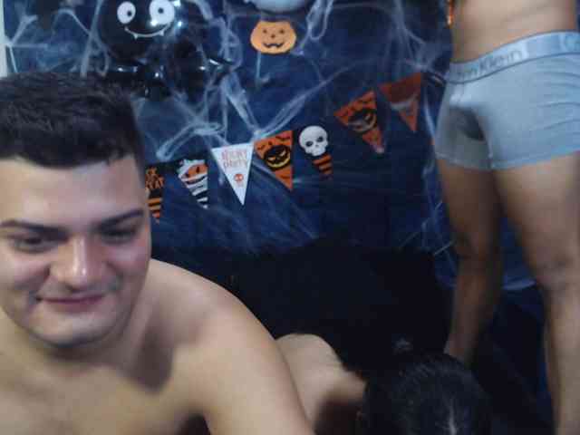 Group-Lustt webcam