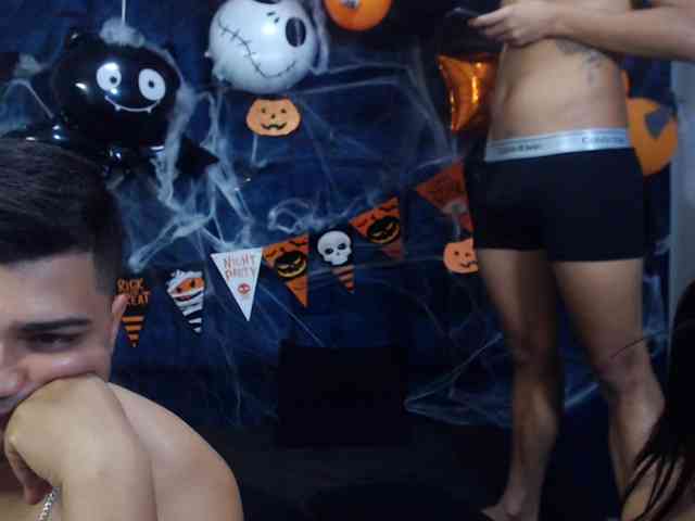 Group-Lustt webcam