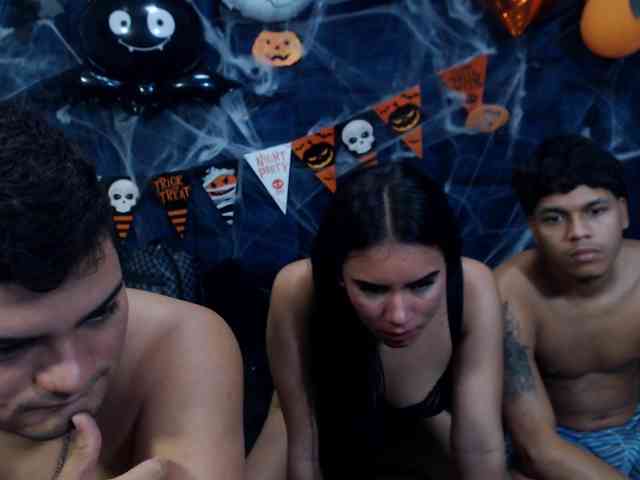 Group-Lustt webcam