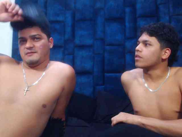 Group-Lustt webcam