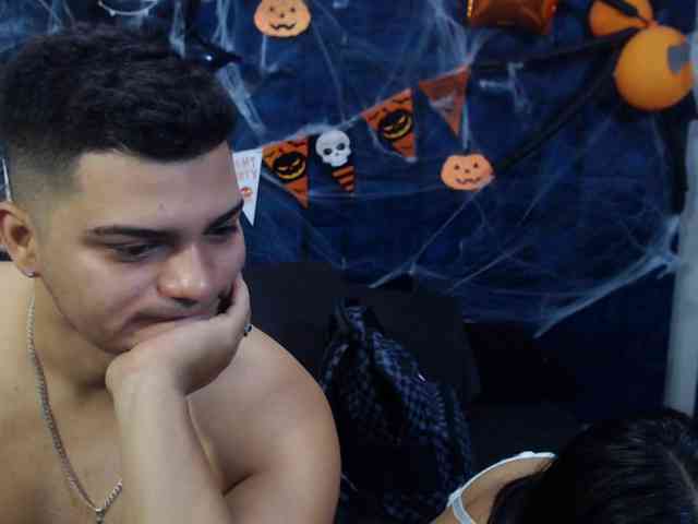 Group-Lustt webcam