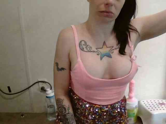 vvictoriaxxx webcam