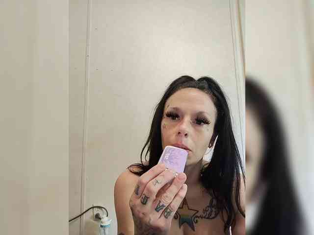 vvictoriaxxx webcam