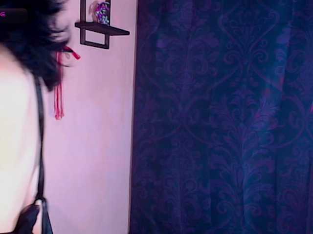 DakariaHills's BongaCams show and profile