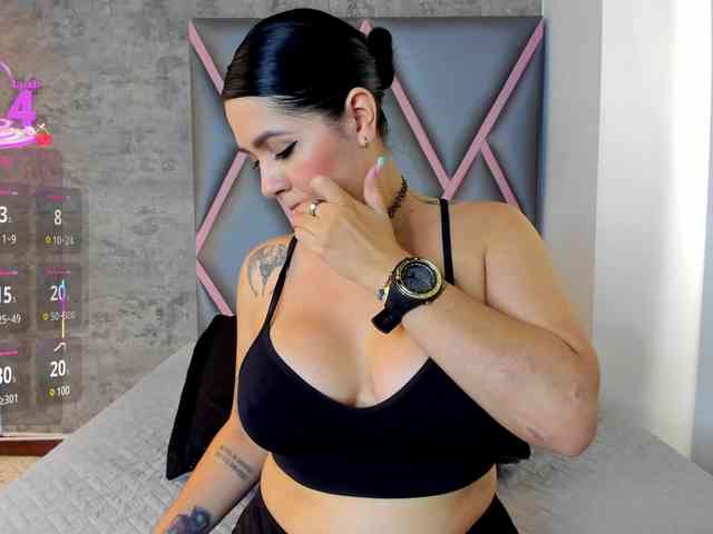 KattyPaezz webcam
