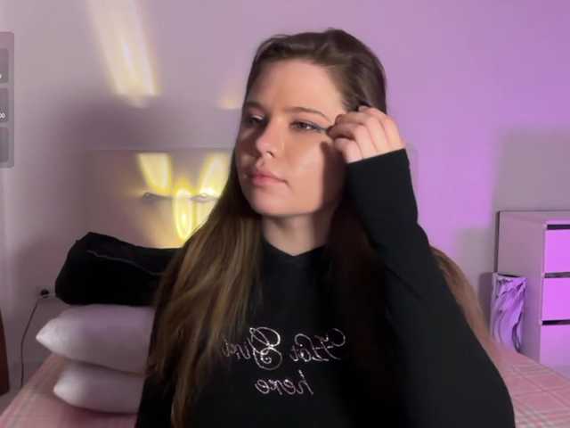 Chiculya's BongaCams show and profile