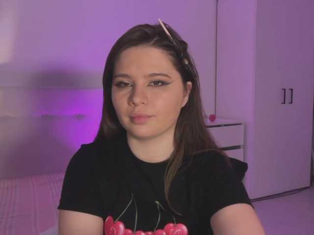 Chiculya's BongaCams show and profile