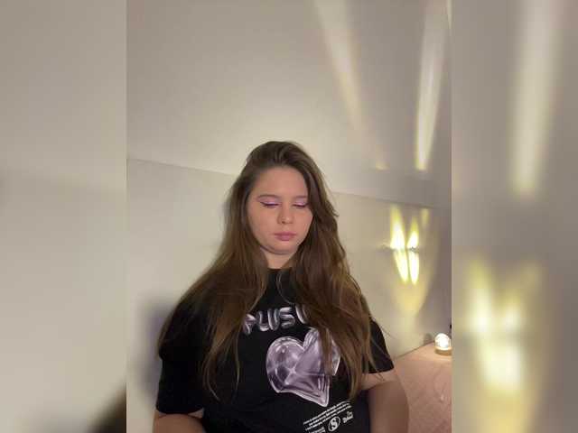 Chiculya's BongaCams show and profile