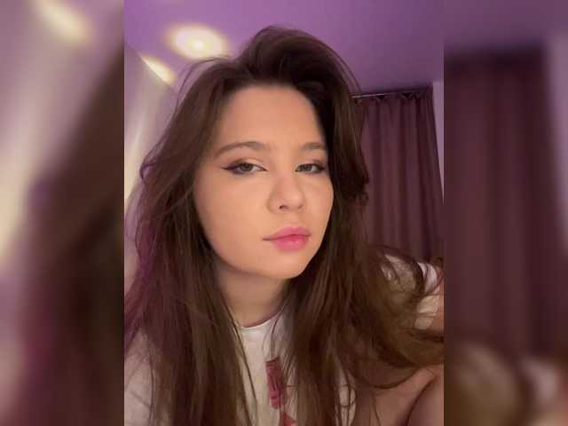 Chiculya's BongaCams show and profile