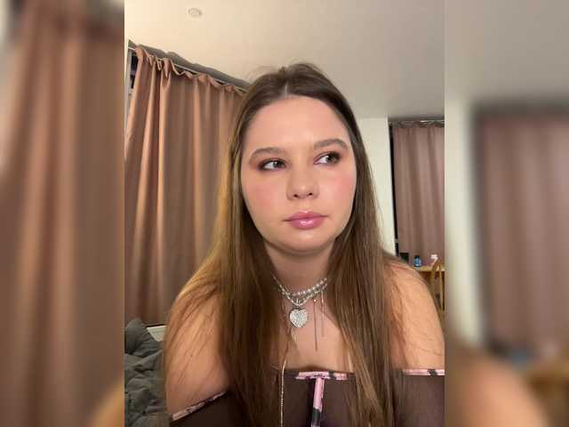 Chiculya's BongaCams show and profile