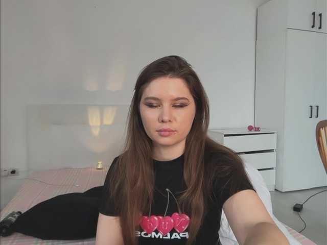 Chiculya's BongaCams show and profile