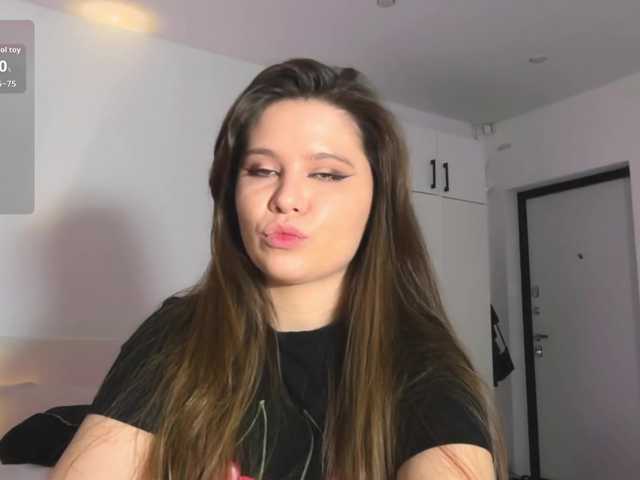 Chiculya's BongaCams show and profile