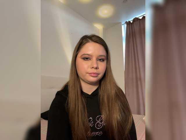 Chiculya's BongaCams show and profile