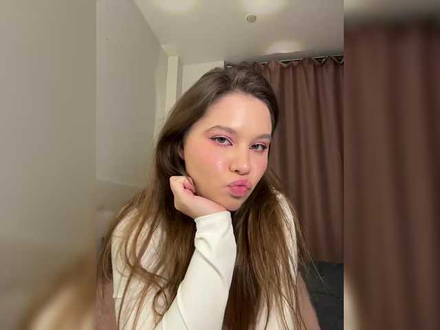 Chiculya's BongaCams show and profile