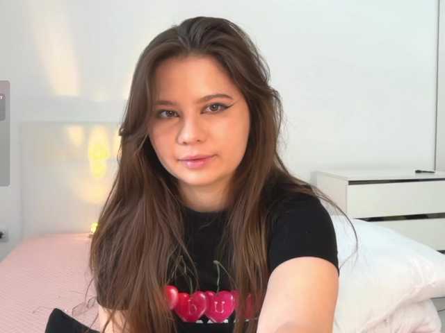 Chiculya's BongaCams show and profile