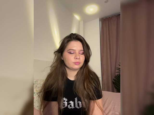 Chiculya's BongaCams show and profile