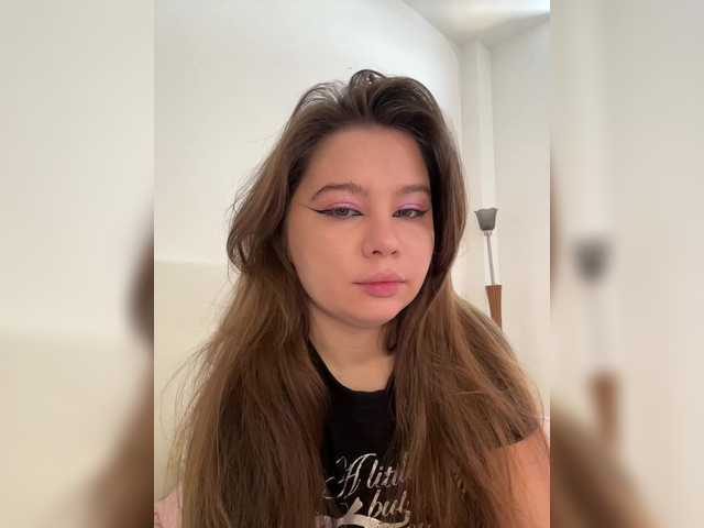 Chiculya's BongaCams show and profile