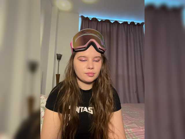 Chiculya's BongaCams show and profile