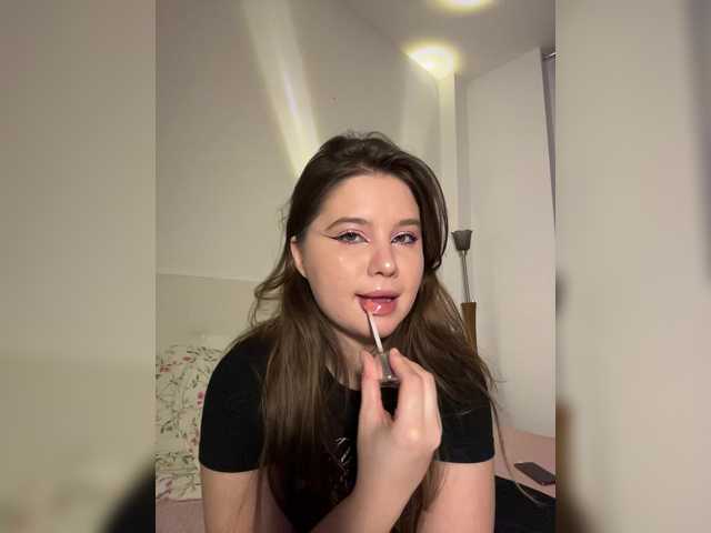 Chiculya's BongaCams show and profile