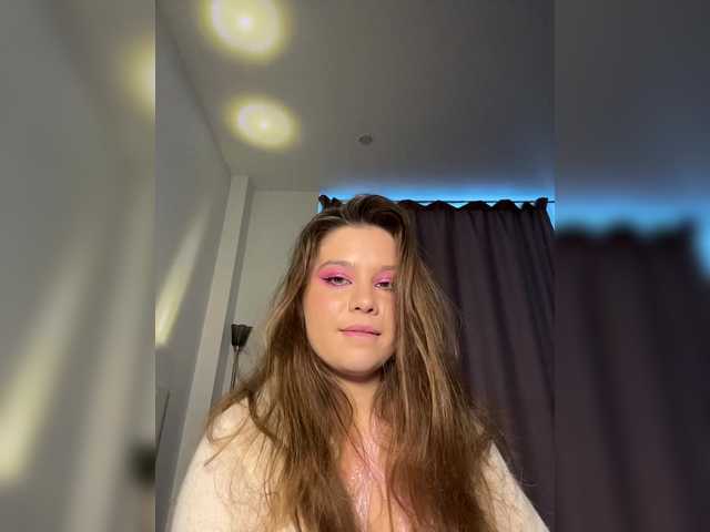 Chiculya's BongaCams show and profile