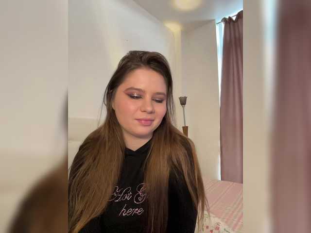 Chiculya's BongaCams show and profile