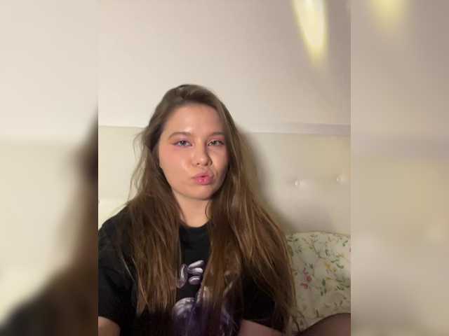 Chiculya's BongaCams show and profile