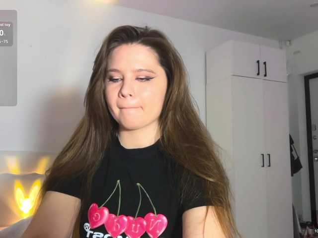 Chiculya's BongaCams show and profile