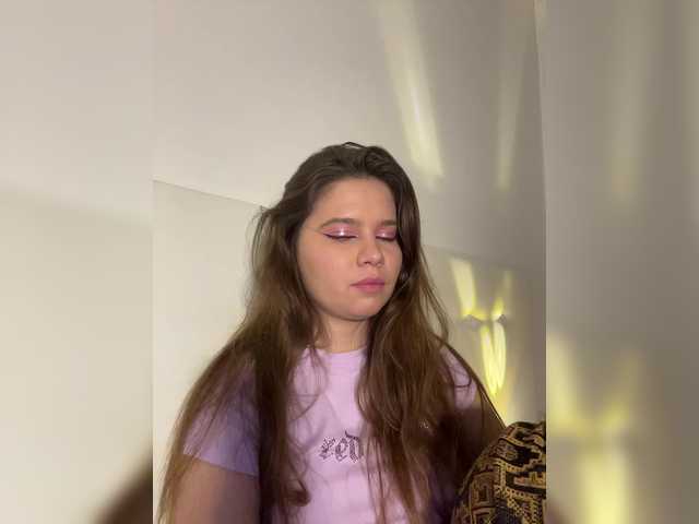 Chiculya's BongaCams show and profile